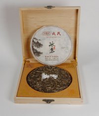 Пуэр Ци Цзы Бин шэн "Бин Дао (Жертвенный из Биндао)" в деревянной коробке, 500г,  2014г ЖМ(шт)
